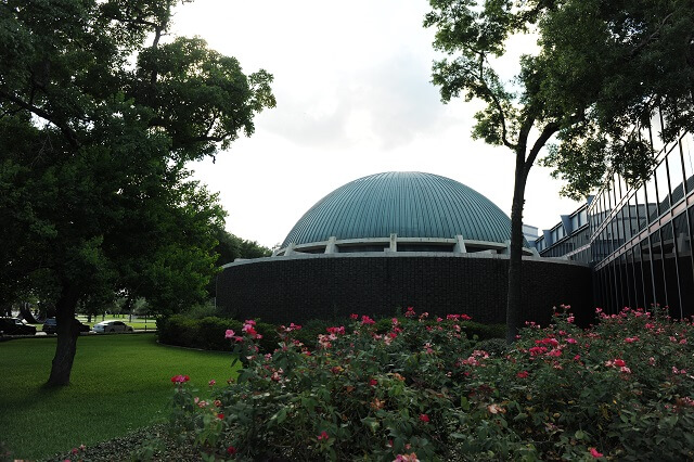 Budynek planetarium astronomicznego