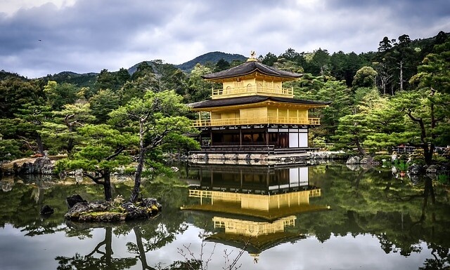 Świątynia i ogród w Kioto, Japonia
